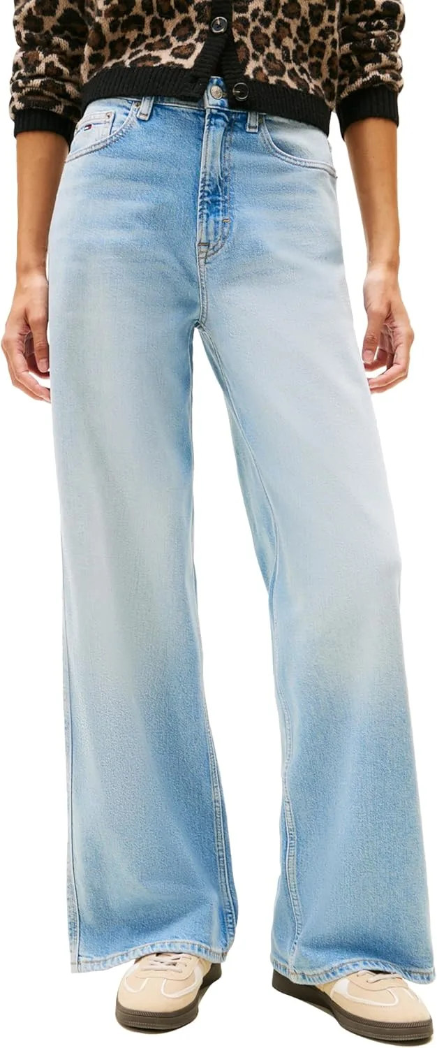 Джинсы Tommy Jeans Claire High Rise Wide Leg
Джинсы Tommy Jeans Claire High Rise Wide Leg
