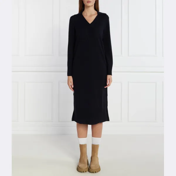 Шерстяной костюм с добавлением кашемира. Marc Cain, черный
Шерстяной костюм с добавлением кашемира. Marc Cain, черный