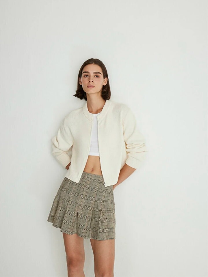 Кардиган Mavi Jeans Strickjacke Regular Fit Reißverschluss Cardigan, бежевый
Кардиган Mavi Jeans Strickjacke Regular Fit Reißverschluss Cardigan, бежевый