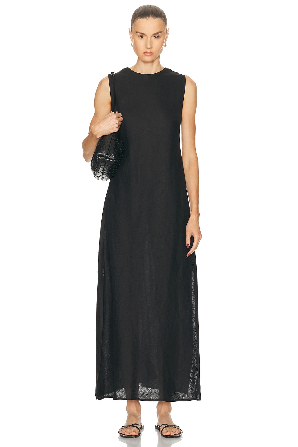 Льняное платье-футляр по косой Enza Costa, Black
Льняное платье-футляр по косой Enza Costa, Black