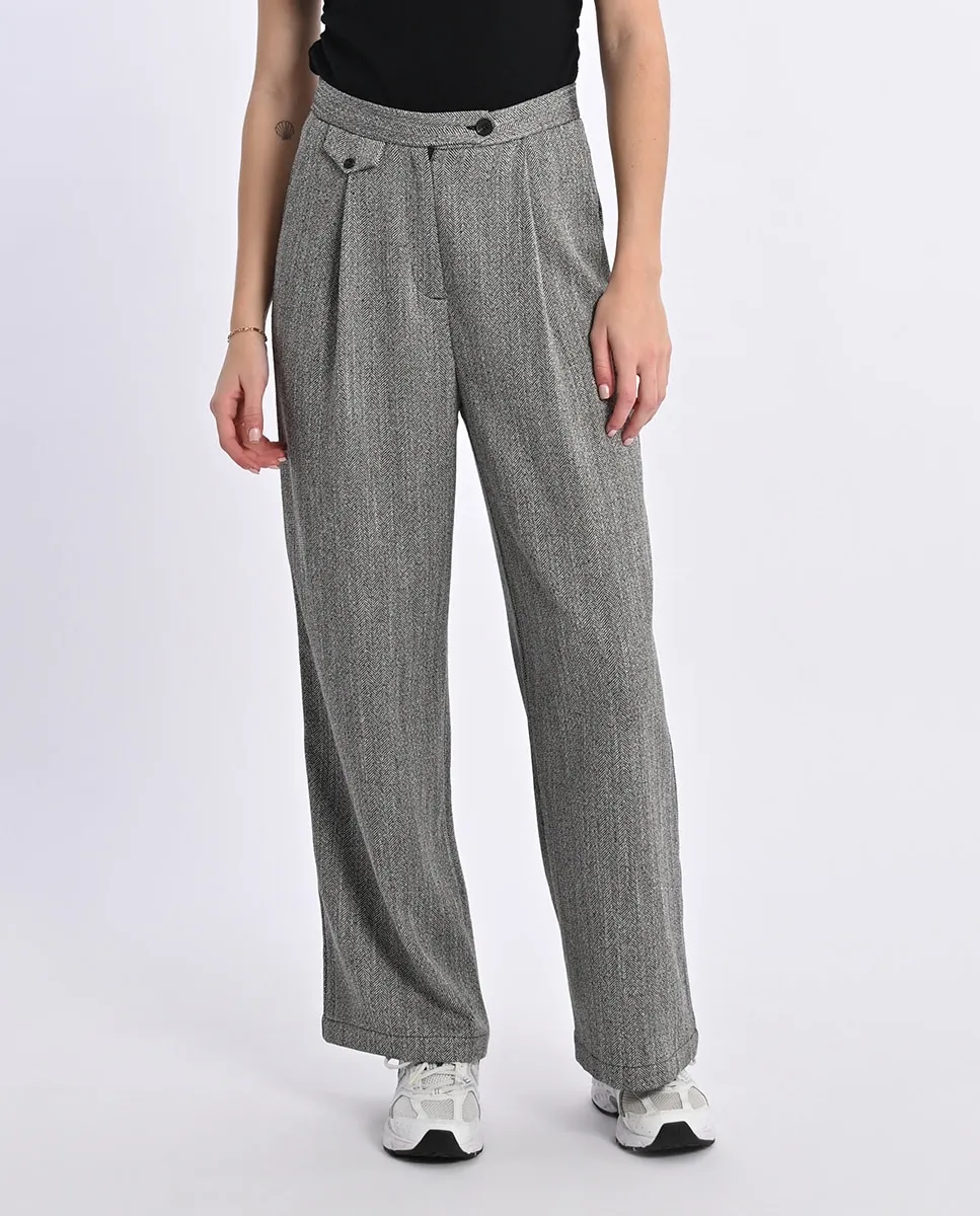 Женские длинные брюки с деталями складок Lili Sidonio, серый
Женские длинные брюки с деталями складок Lili Sidonio, серый