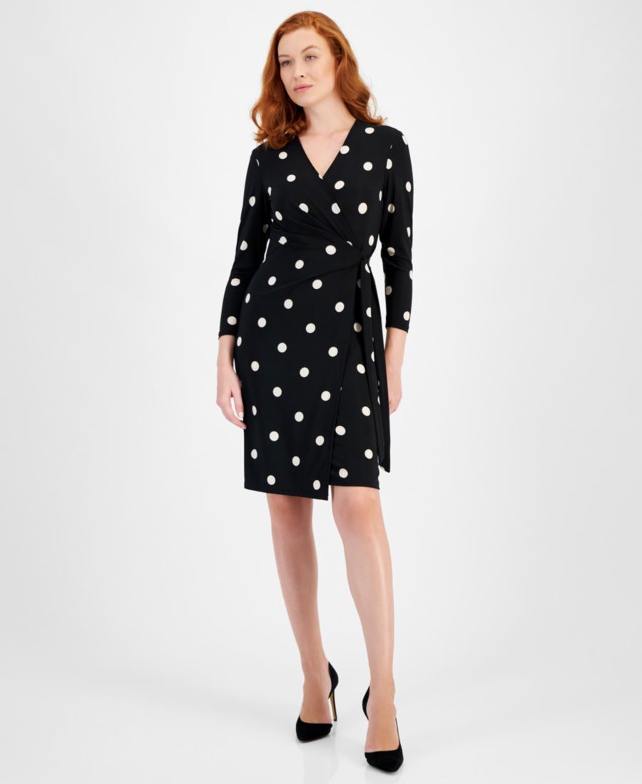 Женское платье-халат с принтом, рукавами 3/4, размеры P/XXS-3X Anne Klein, Anne Black/White Dot Print
Женское платье-халат с принтом, рукавами 3/4, размеры P/XXS-3X Anne Klein, Anne Black/White Dot Print