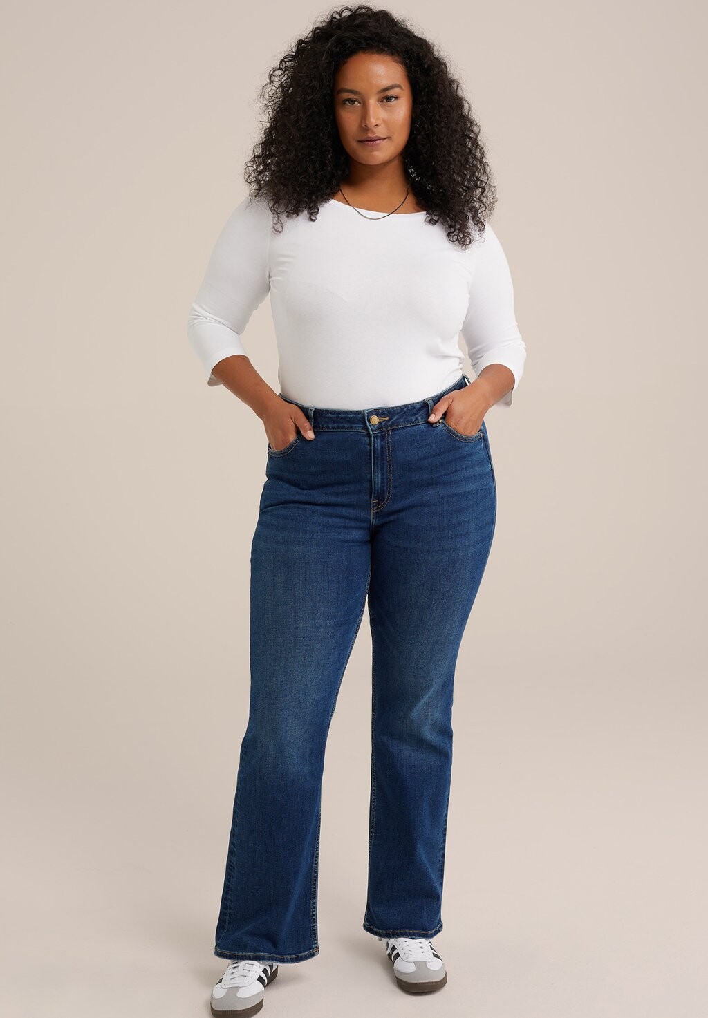 Джинсы Bootcut BLUE RIDGE WE Fashion, темно-синий
Джинсы Bootcut BLUE RIDGE WE Fashion, темно-синий