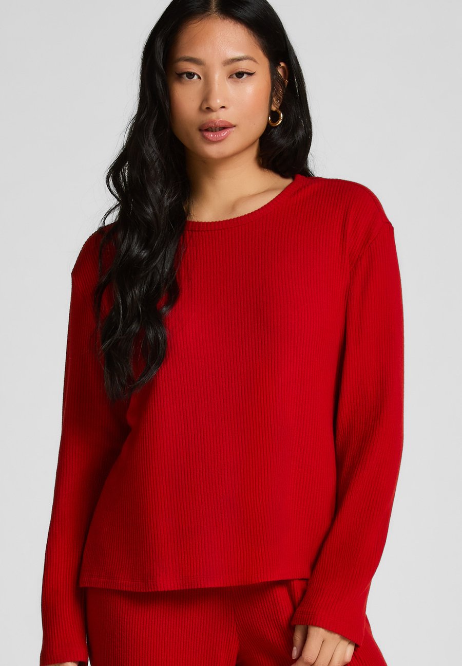 Пижамный топ Hunkemöller LONG-SLEEVED, Red
Пижамный топ Hunkemöller LONG-SLEEVED, Red