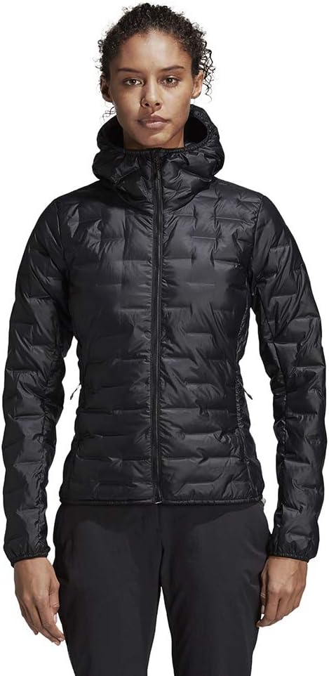 Женская куртка Adidas облегченная пуховая, черный
Женская куртка Adidas облегченная пуховая, черный