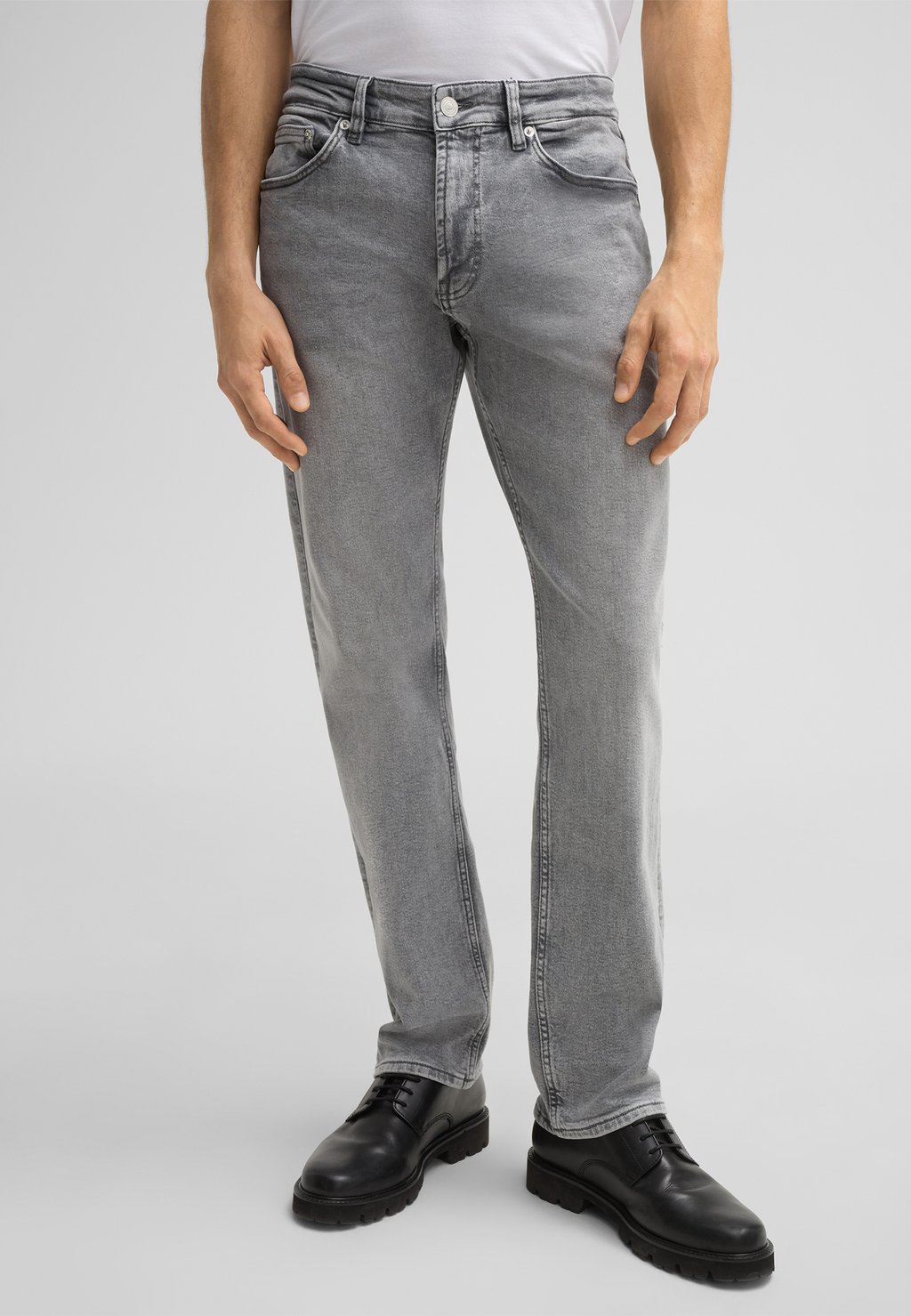 Джинсы прямого кроя RUI Strellson, серый
Джинсы прямого кроя RUI Strellson, серый