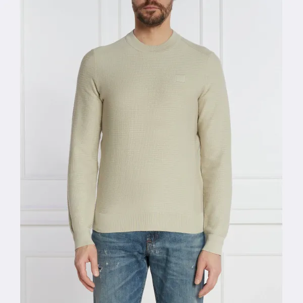 Анионовый свитер обычного кроя с добавлением кашемира Boss, бежевый
Анионовый свитер обычного кроя с добавлением кашемира Boss, бежевый