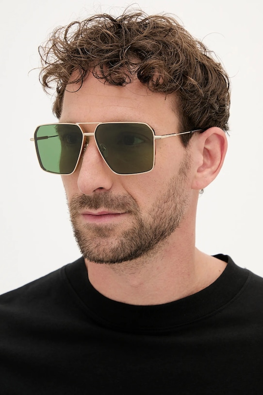 Солнцезащитные очки Alexander Mcqueen, золотой
Солнцезащитные очки Alexander Mcqueen, золотой