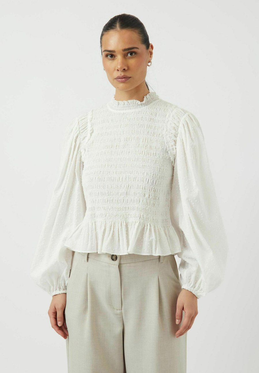 Блуза YAS MIT LANGEN ÄRMELN YASSAU, Star White/White
Блуза YAS MIT LANGEN ÄRMELN YASSAU, Star White/White