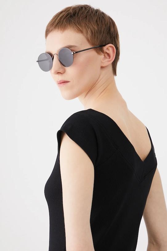 Футболка Medicine, черный
Футболка Medicine, черный