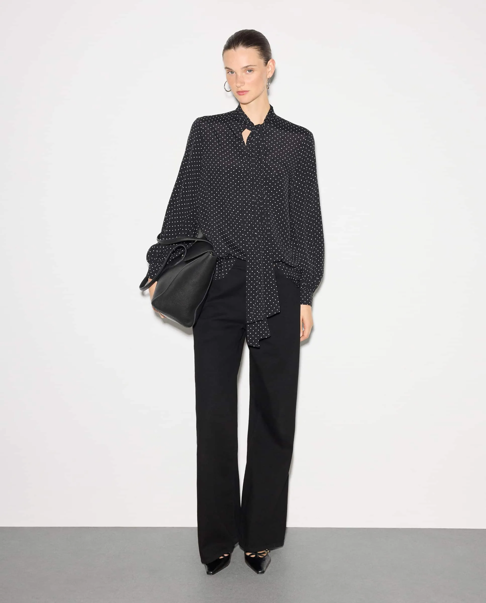 Женский топ с завязками в горошек Woman El Corte Inglés, черный
Женский топ с завязками в горошек Woman El Corte Inglés, черный