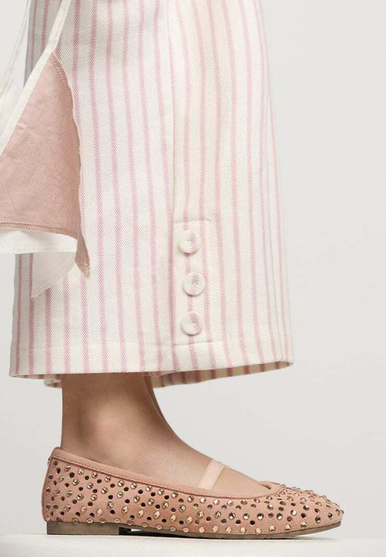 Балетки с ремешком MARY-JANE DEDHAM Gioseppo, коричневый
Балетки с ремешком MARY-JANE DEDHAM Gioseppo, коричневый