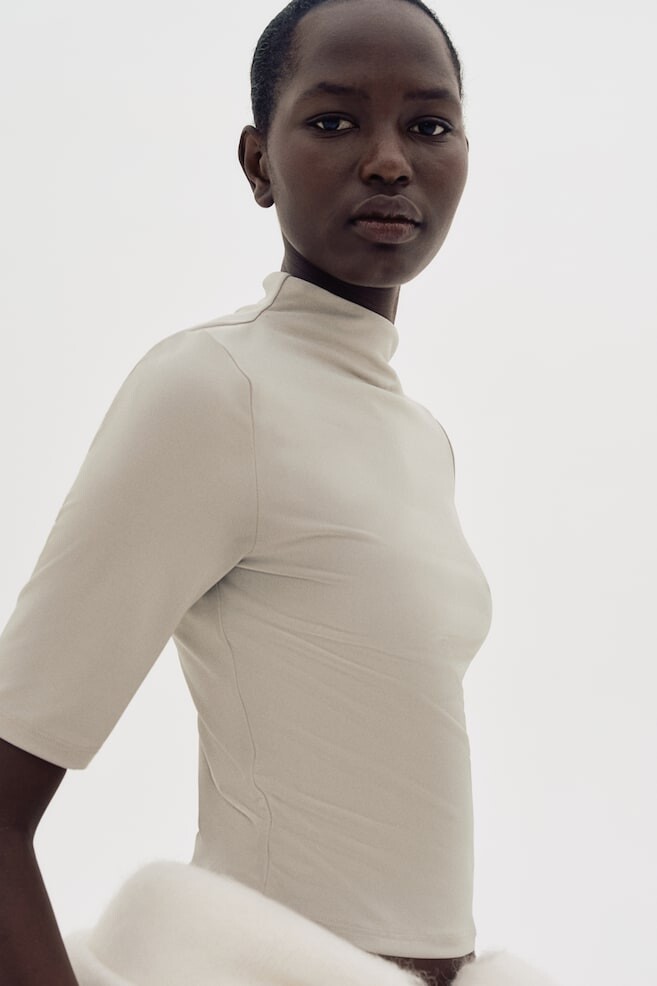 Рубашка из микрофибры с водолазкой H&M, бежевый
Рубашка из микрофибры с водолазкой H&M, бежевый