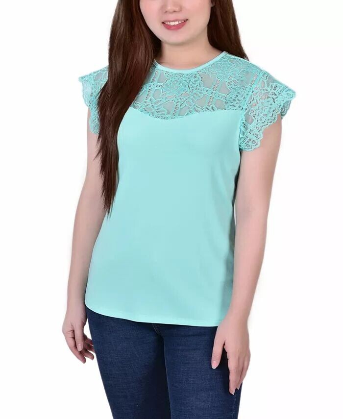 Топ из крепового трикотажа миниатюрного размера с кружевными рукавами и кокеткой NY Collection, белый
Топ из крепового трикотажа миниатюрного размера с кружевными рукавами и кокеткой NY Collection, белый