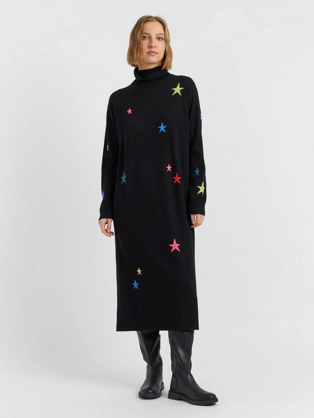 Длинное платье с длинными рукавами и воротником-стойкой из шерстяной смеси с узором звезды Chinti & Parker
Длинное платье с длинными рукавами и воротником-стойкой из шерстяной смеси с узором звезды Chinti & Parker