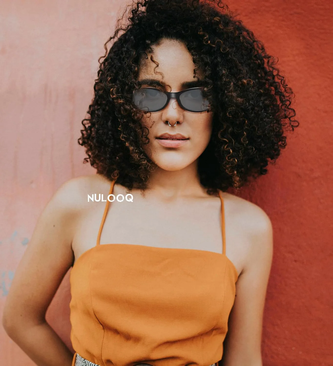 Солнцезащитные очки NULOOQ в стиле ретро, узкие овальные, для женщин, модные в 90-х, маленькие, "кошачий глаз", C1* (Leopard/Brown + Black/Gray) - 2 Pack
Солнцезащитные очки NULOOQ в стиле ретро, узкие овальные, для женщин, модные в 90-х, маленькие, "кошачий глаз", C1* (Leopard/Brown + Black/Gray) - 2 Pack