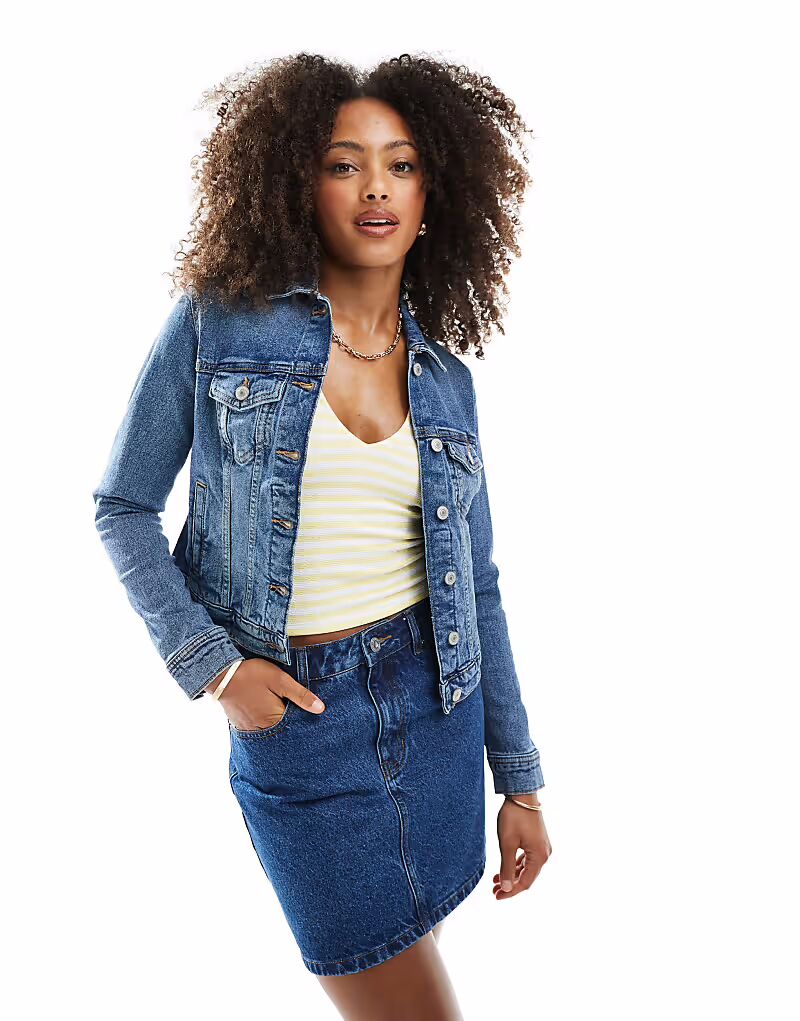 Джинсовая куртка New Look в средне-синем цвете, Синий, Джинсовая куртка New Look в средне-синем цвете
Джинсовая куртка New Look в средне-синем цвете, Синий, Джинсовая куртка New Look в средне-синем цвете