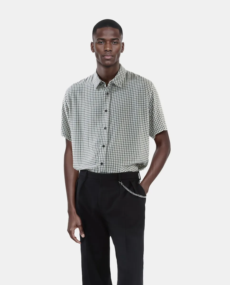 Мужская рубашка с короткими рукавами прямого кроя и классическим воротником The Kooples, черный
Мужская рубашка с короткими рукавами прямого кроя и классическим воротником The Kooples, черный