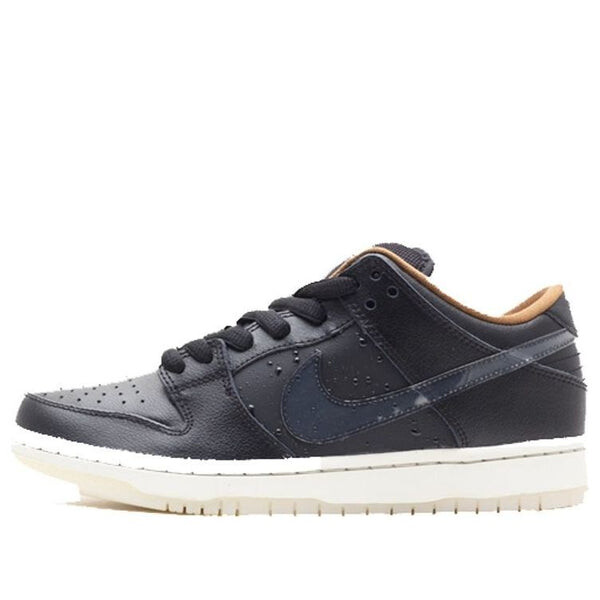 Кроссовки sb dunk low premium qs Nike, черный
Кроссовки sb dunk low premium qs Nike, черный