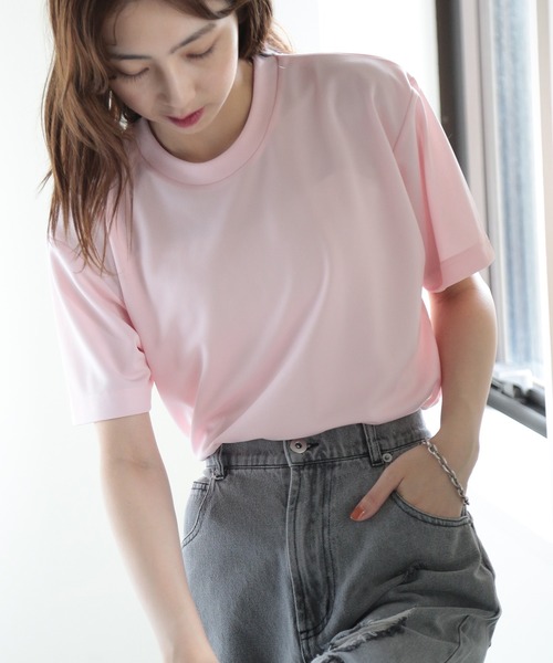 Спортивная футболка влагоотводящая, быстросохнущая, с защитой от УФ-излучения United Athle, розовый
Спортивная футболка влагоотводящая, быстросохнущая, с защитой от УФ-излучения United Athle, розовый