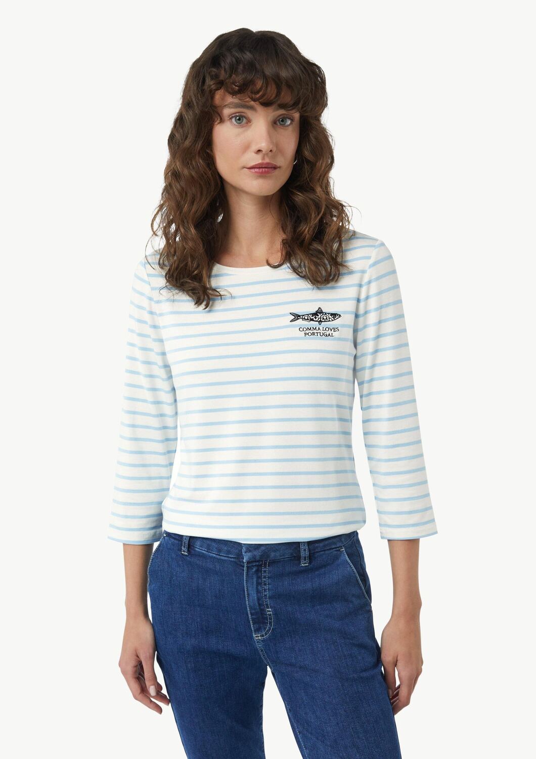 COMMA Лонгслив в белом цвете
COMMA Лонгслив в белом цвете