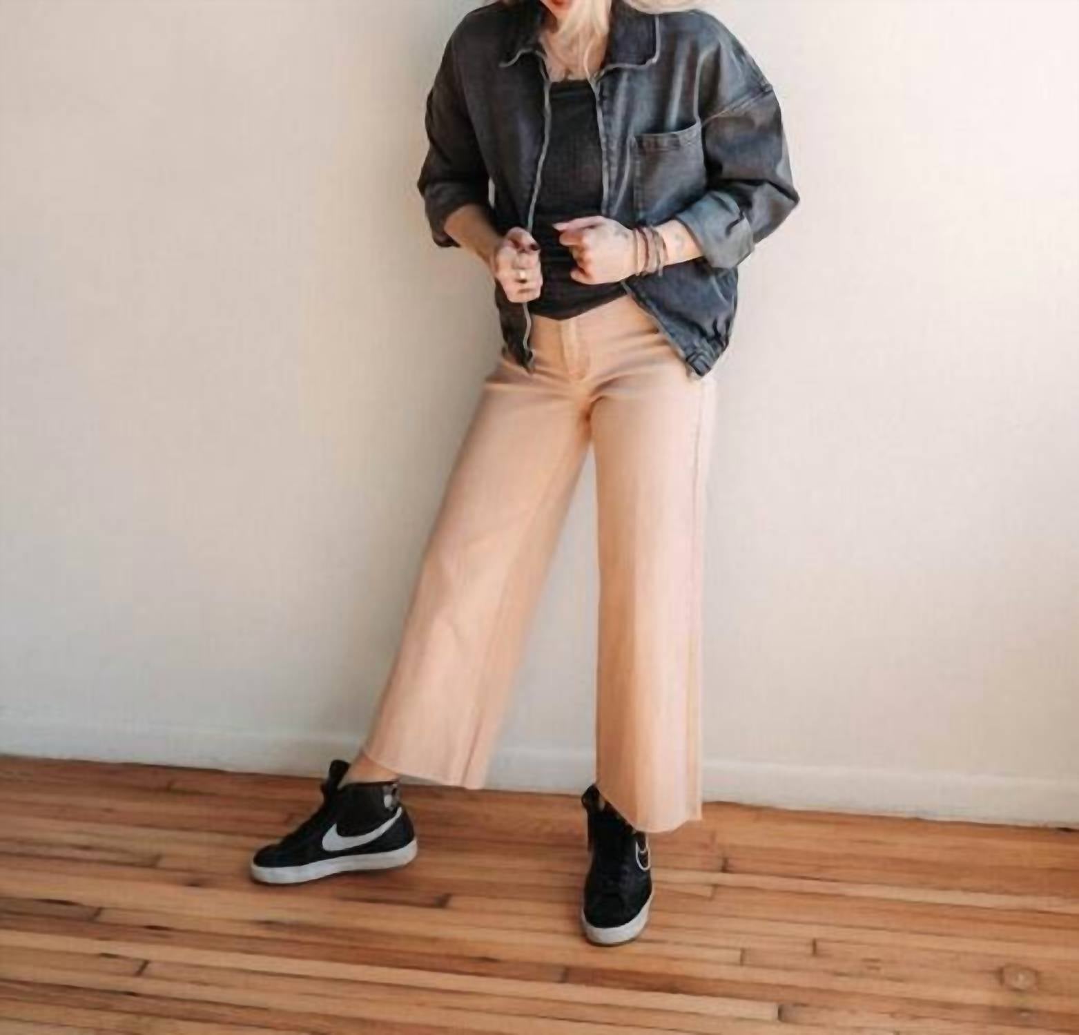 Oat New York Винтажная роза в розовом цвете
Oat New York Винтажная роза в розовом цвете