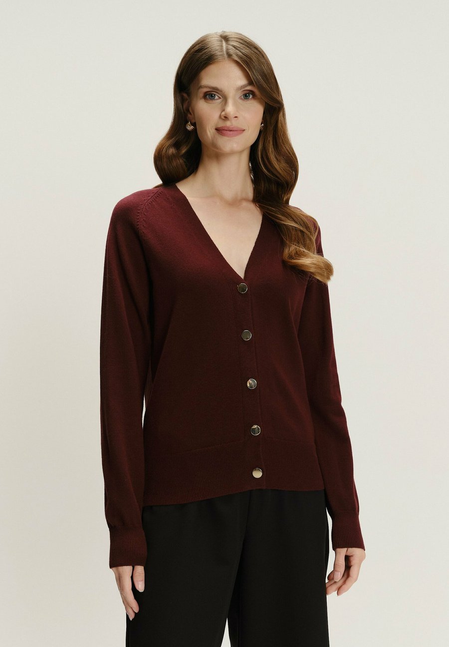 Кардиган Greenpoint Cardigan, Dark Red
Кардиган Greenpoint Cardigan, Dark Red