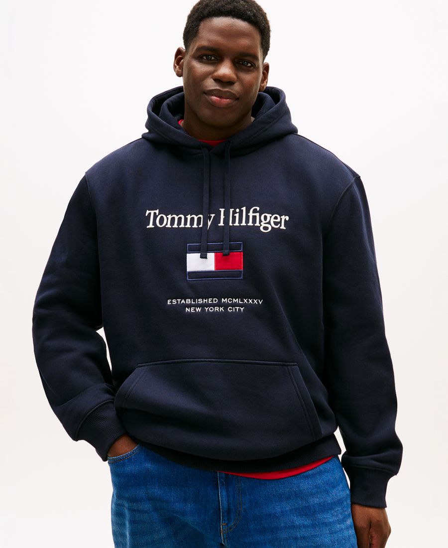 Мужская толстовка с капюшоном и вышитым флагом, больших размеров Tommy Hilfiger, Desert Sky
Мужская толстовка с капюшоном и вышитым флагом, больших размеров Tommy Hilfiger, Desert Sky
