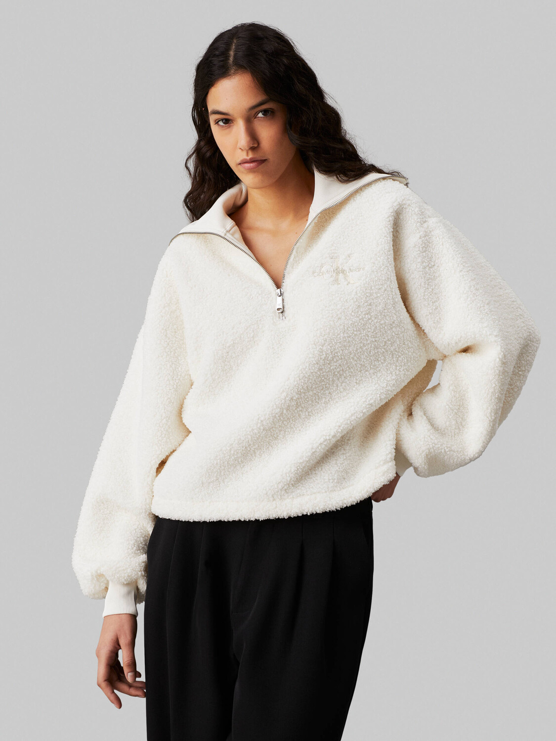 Свитер CALVIN KLEIN JEANS Regular Fit, белый
Свитер CALVIN KLEIN JEANS Regular Fit, белый