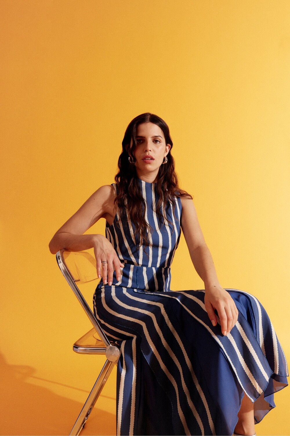 Платье миди в жатую полоску Whistles, синий
Платье миди в жатую полоску Whistles, синий