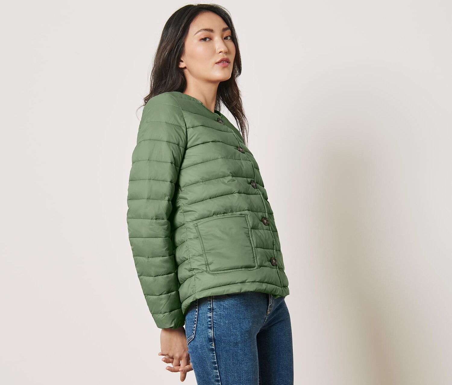 Стеганая куртка Tchibo, зеленый
Стеганая куртка Tchibo, зеленый