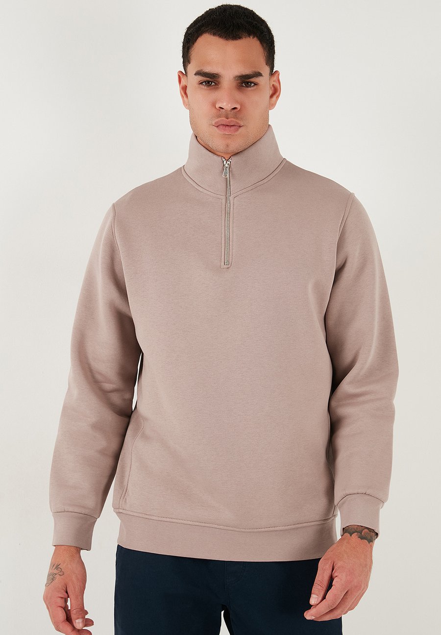 Толстовка Buratti REGULAR FIT, Light Brown
Толстовка Buratti REGULAR FIT, Light Brown