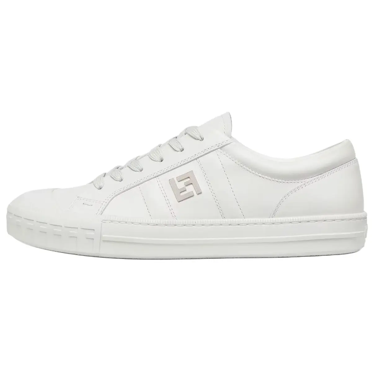 Низкие кеды Domino FENDI, Shoe Box Included
Низкие кеды Domino FENDI, Shoe Box Included