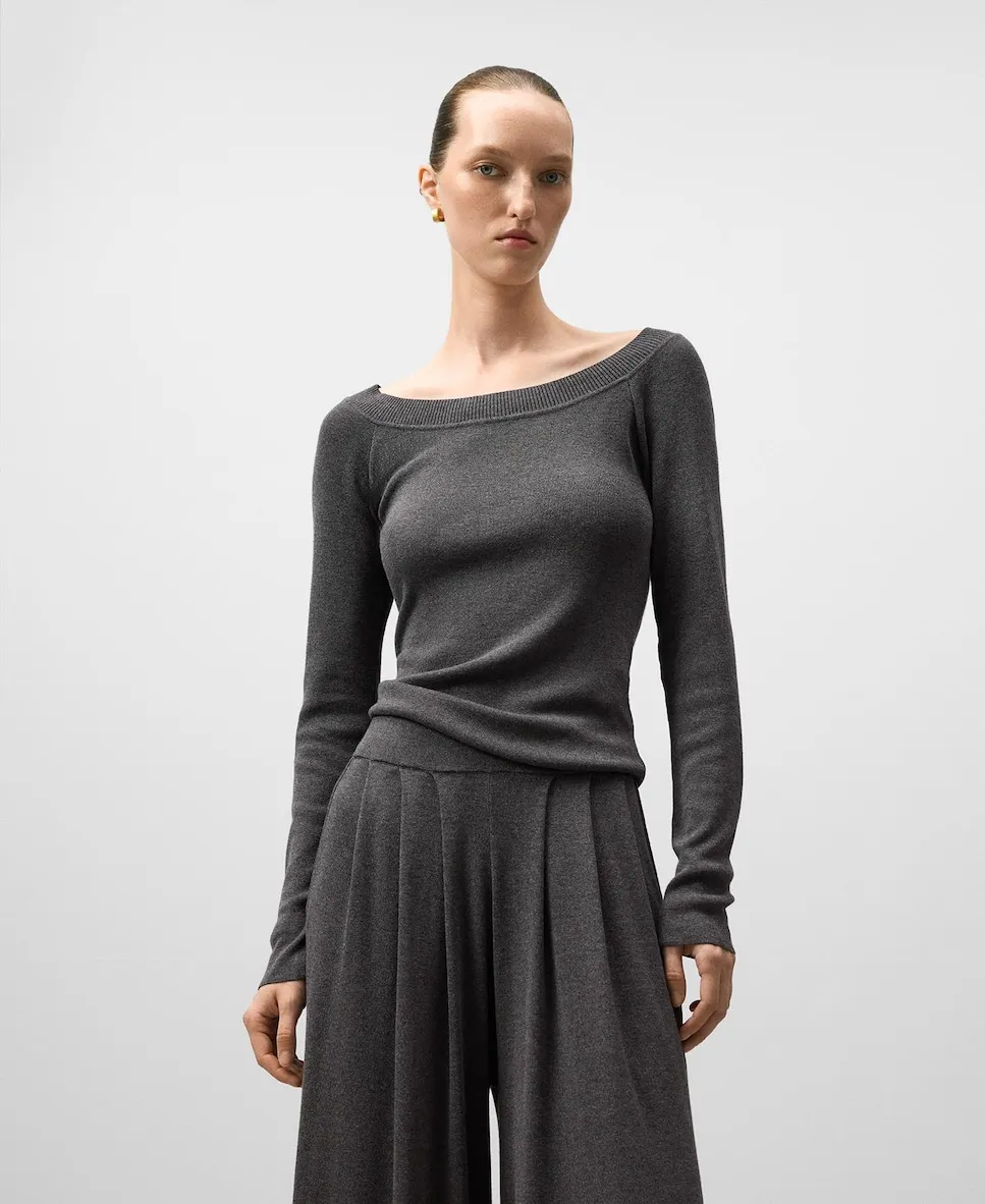 Женский джемпер из металлизированной пряжи с вырезом лодочкой Adolfo Dominguez, темно-серый
Женский джемпер из металлизированной пряжи с вырезом лодочкой Adolfo Dominguez, темно-серый