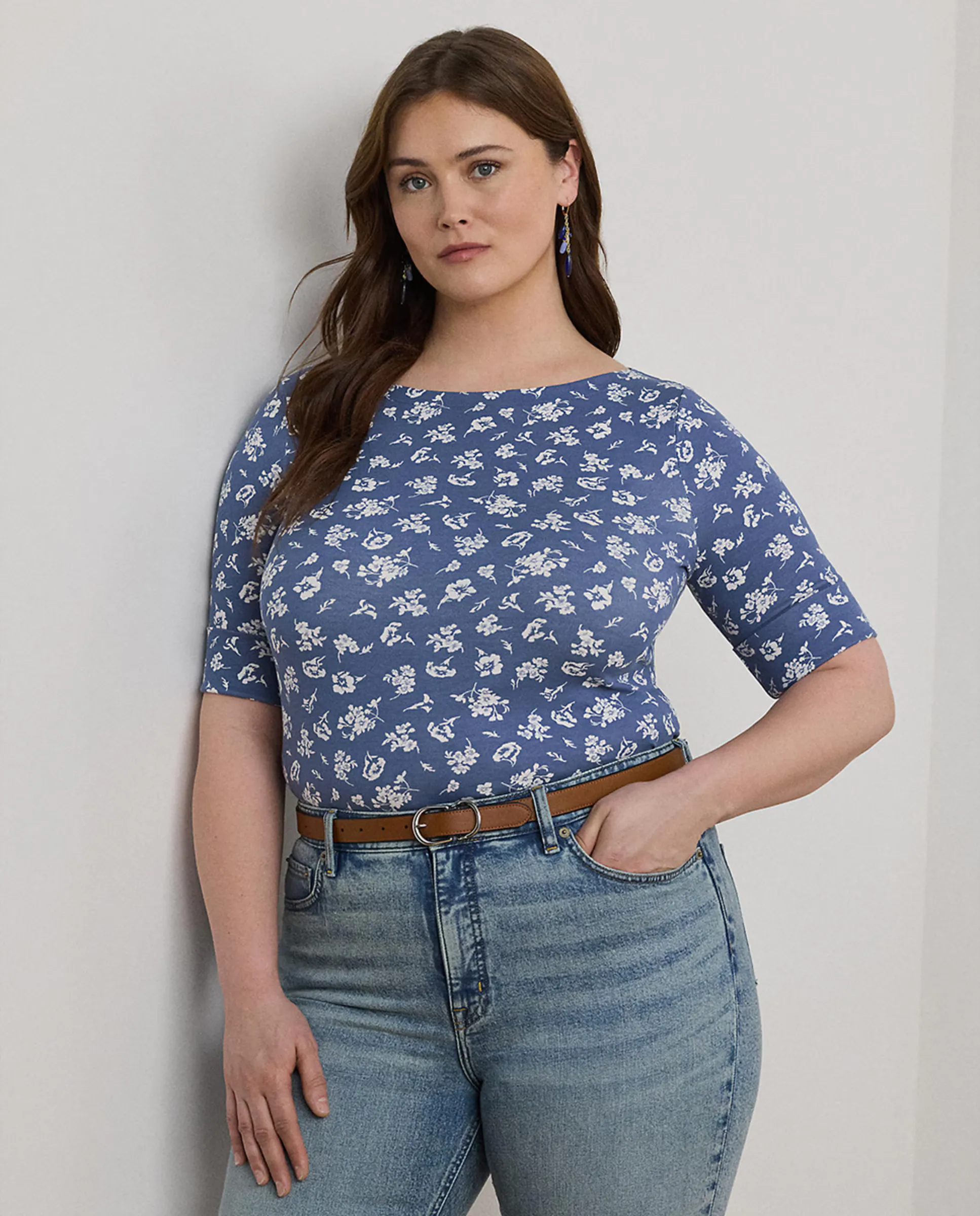 Женская хлопковая футболка Lauren Ralph Lauren Woman, светло-голубой
Женская хлопковая футболка Lauren Ralph Lauren Woman, светло-голубой