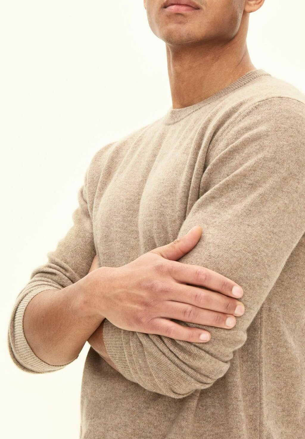 Джемпер VALTER ROUNDNECK Oscar Jacobson, бежевый
Джемпер VALTER ROUNDNECK Oscar Jacobson, бежевый