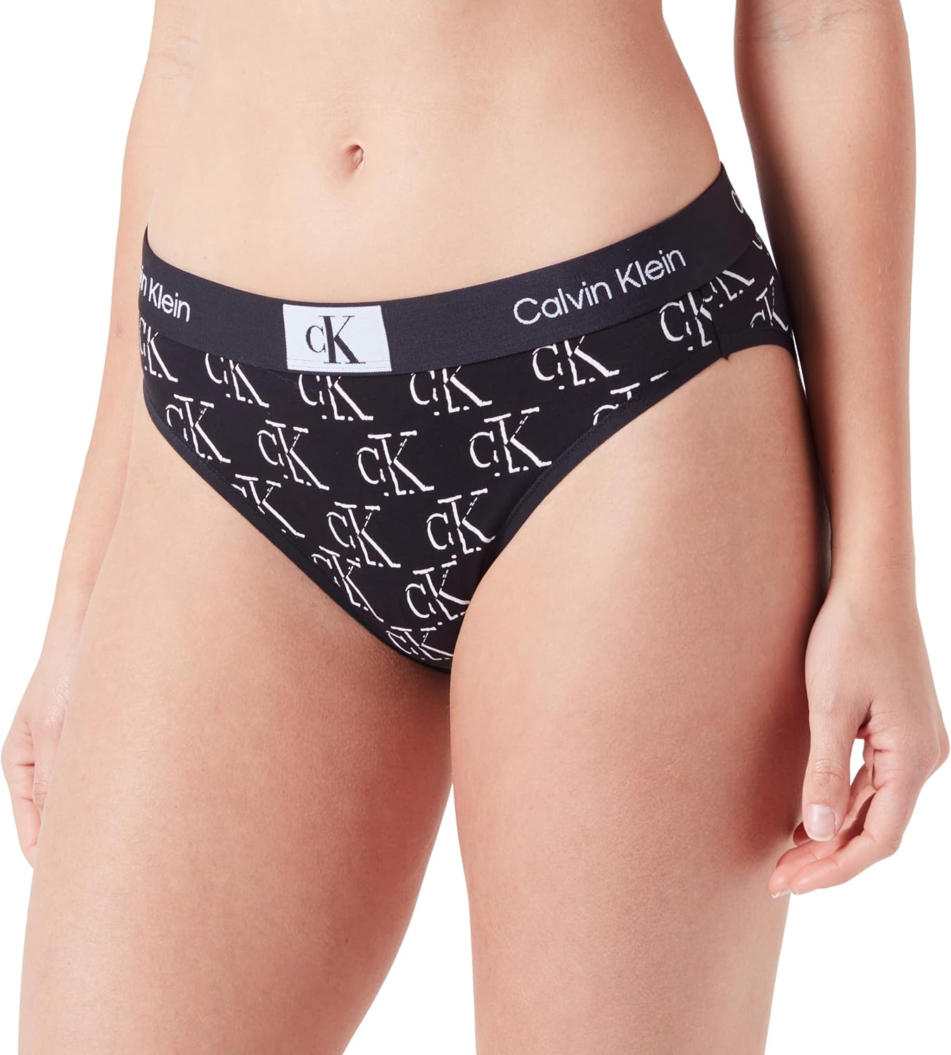 Женское бикини Calvin Klein, (Litho Ck Print+Black)
Женское бикини Calvin Klein, (Litho Ck Print+Black)
