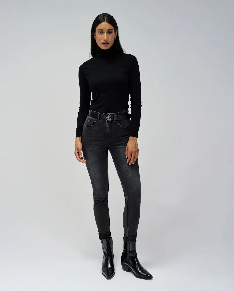 Женские узкие джинсы Faith с высокой посадкой Salsa Jeans, черный
Женские узкие джинсы Faith с высокой посадкой Salsa Jeans, черный