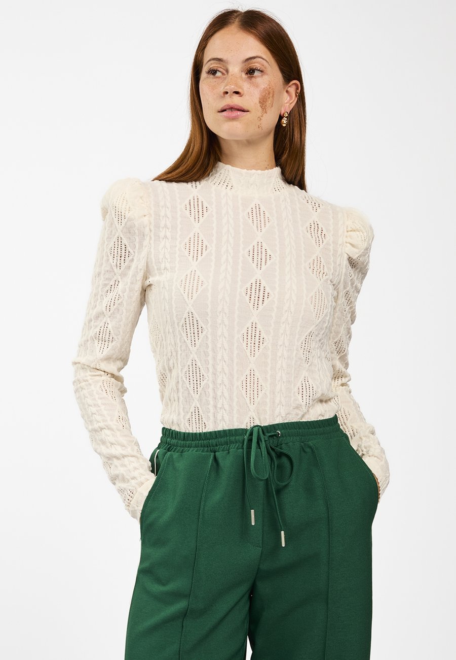 Джемпер Aaiko IVONA ARGYLE, Les Blancs/White
Джемпер Aaiko IVONA ARGYLE, Les Blancs/White