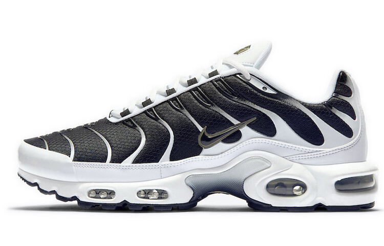 Кроссовки Nike Air Max Plus White Black Metallic Pewter
Кроссовки Nike Air Max Plus White Black Metallic Pewter