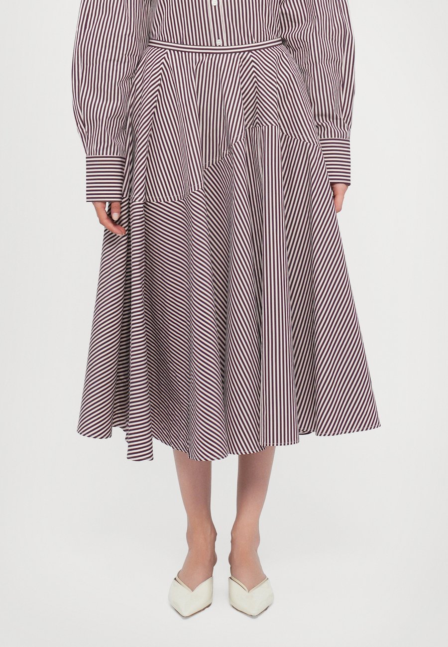 Юбка BITE Studios MAXIME STRIPED, Plum/White
Юбка BITE Studios MAXIME STRIPED, Plum/White