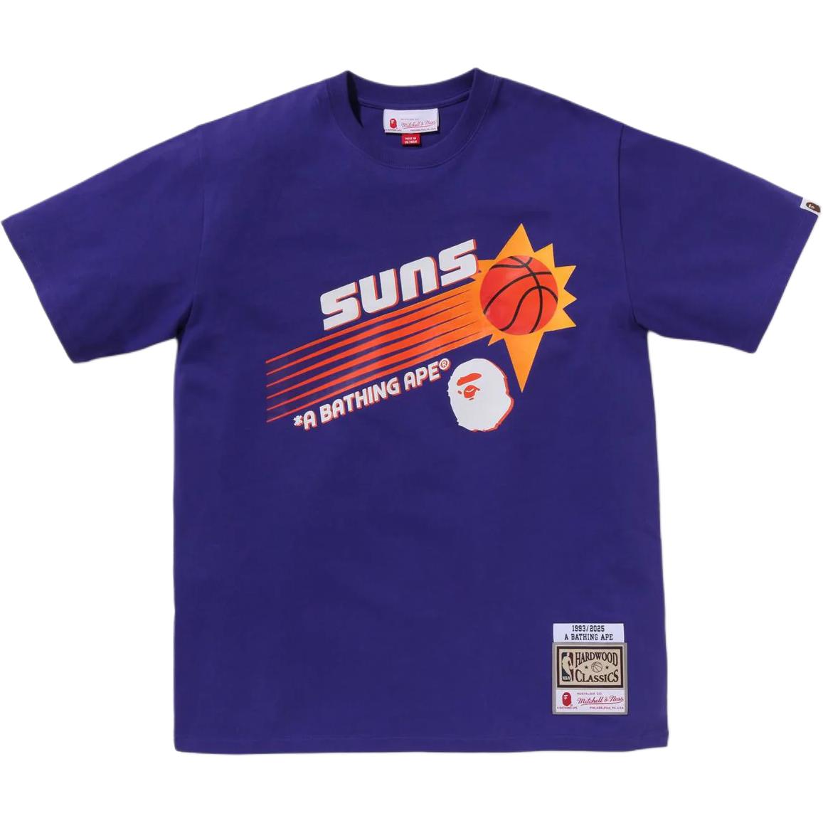Мужская футболка Mitchell & Ness X NBA Phoenix Suns из коллекции осень-зима 2025 A Bathing Ape, фиолетовый
Мужская футболка Mitchell & Ness X NBA Phoenix Suns из коллекции осень-зима 2025 A Bathing Ape, фиолетовый