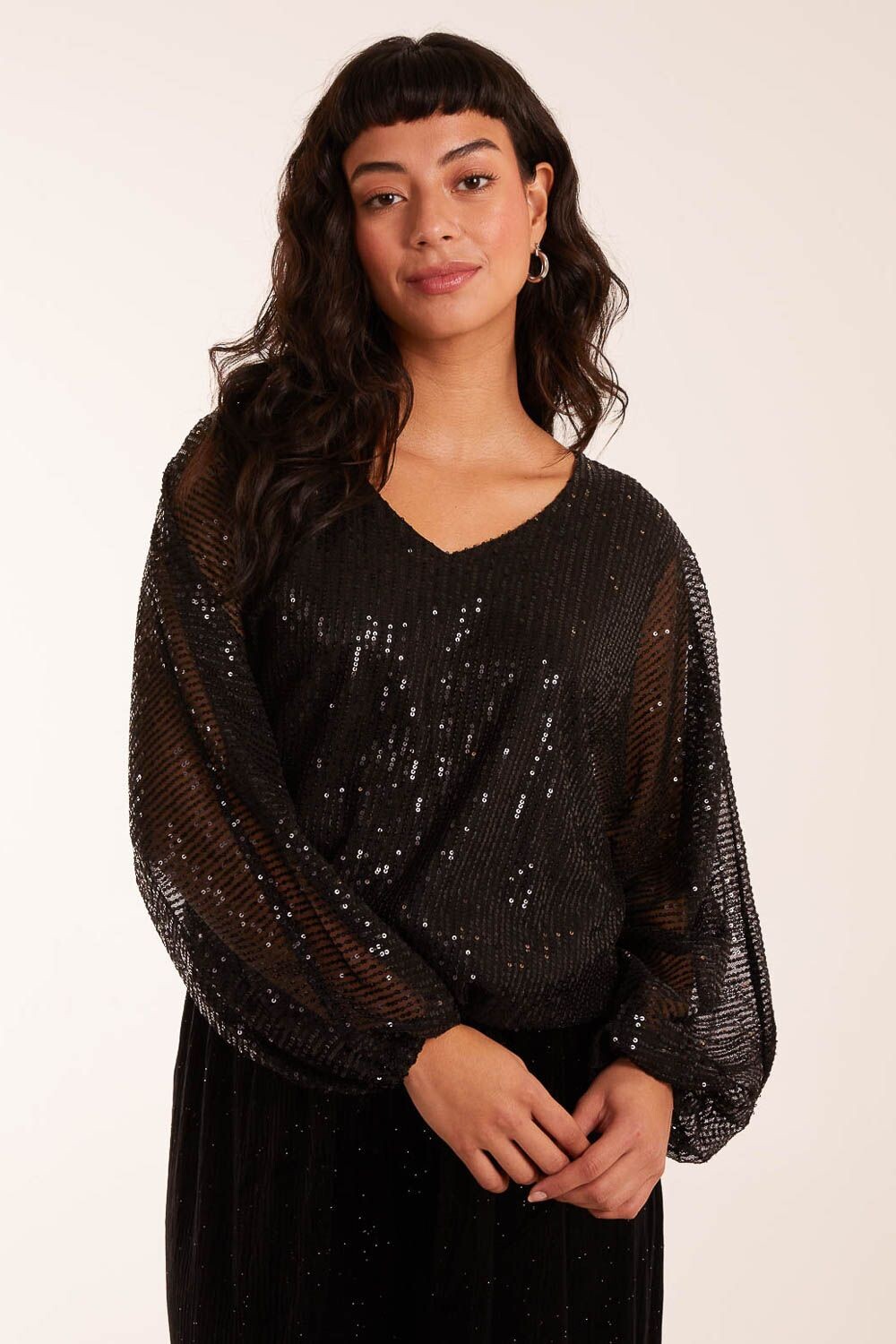 Блуза Blue Vanilla с пайетками, черный 
Блуза Blue Vanilla с пайетками, черный