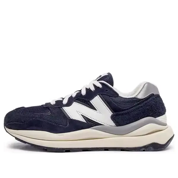 Кроссовки 57 40 New Balance, синий
Кроссовки 57 40 New Balance, синий