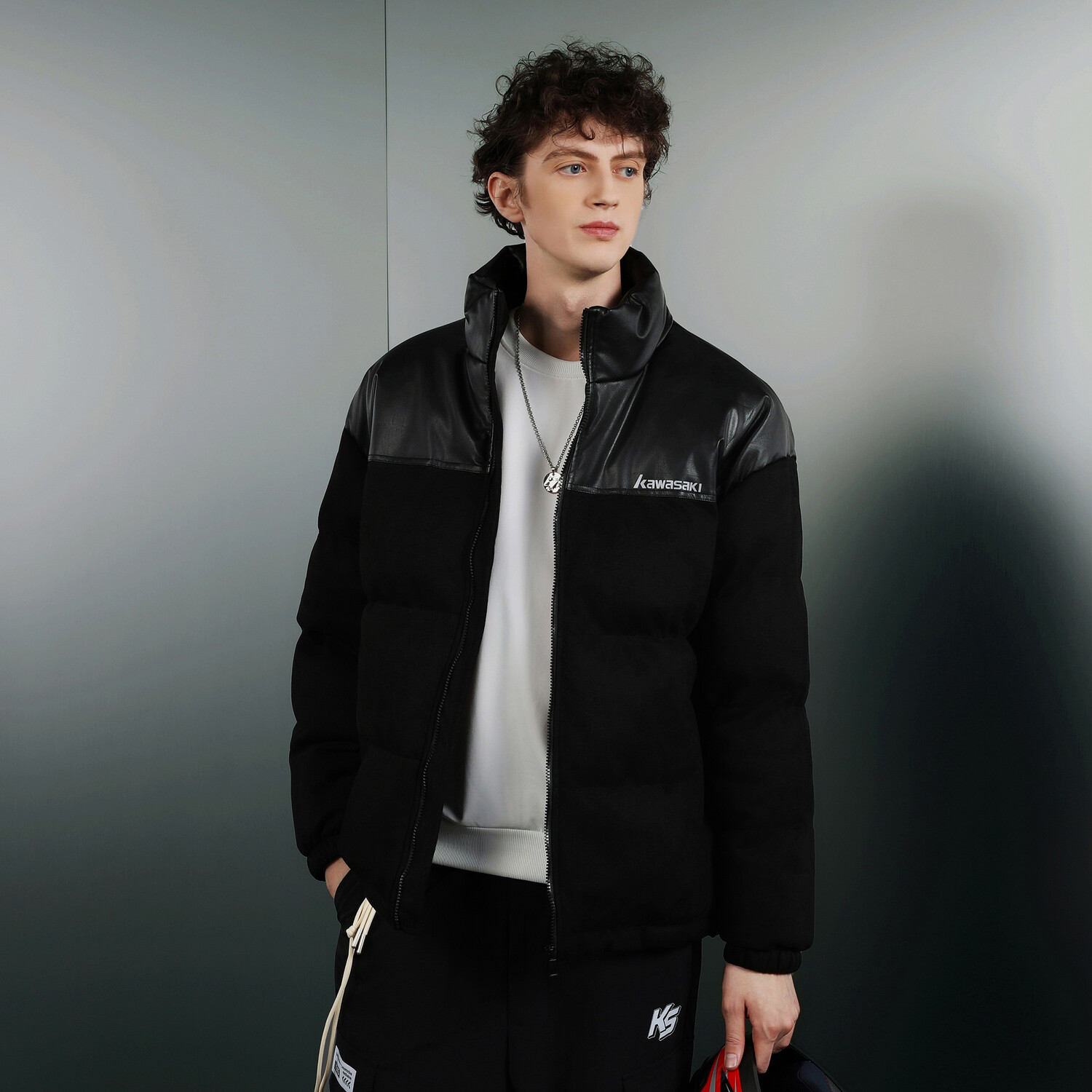 Стеганая куртка унисекс Kawasaki, черный
Стеганая куртка унисекс Kawasaki, черный