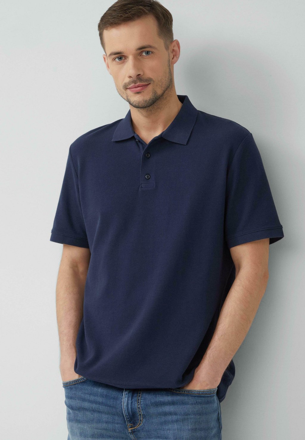 Рубашка поло AUS WAFFEL s.Oliver, темно-синий
Рубашка поло AUS WAFFEL s.Oliver, темно-синий