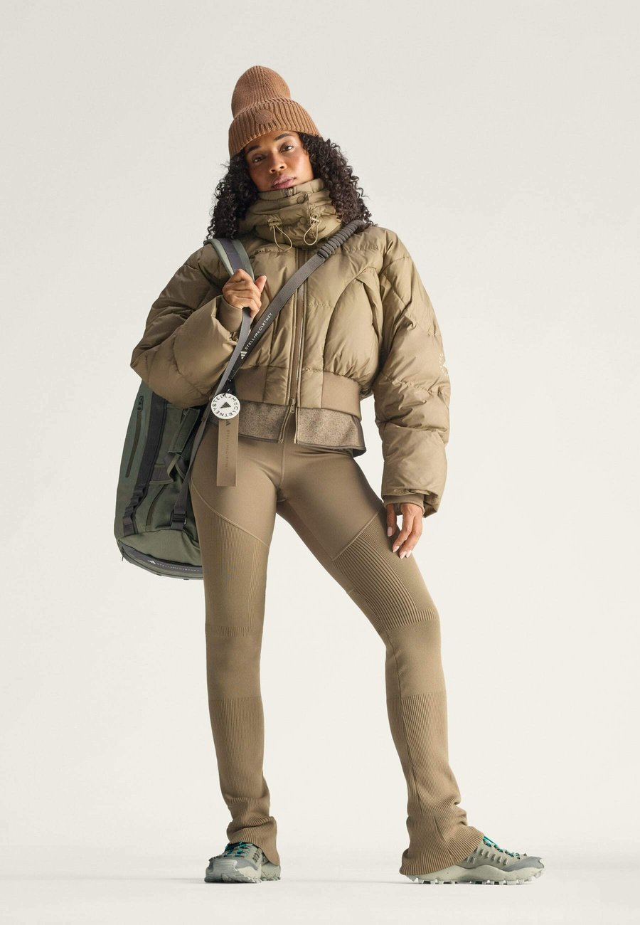 Леггинсы Adidas by Stella McCartney Leggings, Brown Moss Umber/Brown
Леггинсы Adidas by Stella McCartney Leggings, Brown Moss Umber/Brown