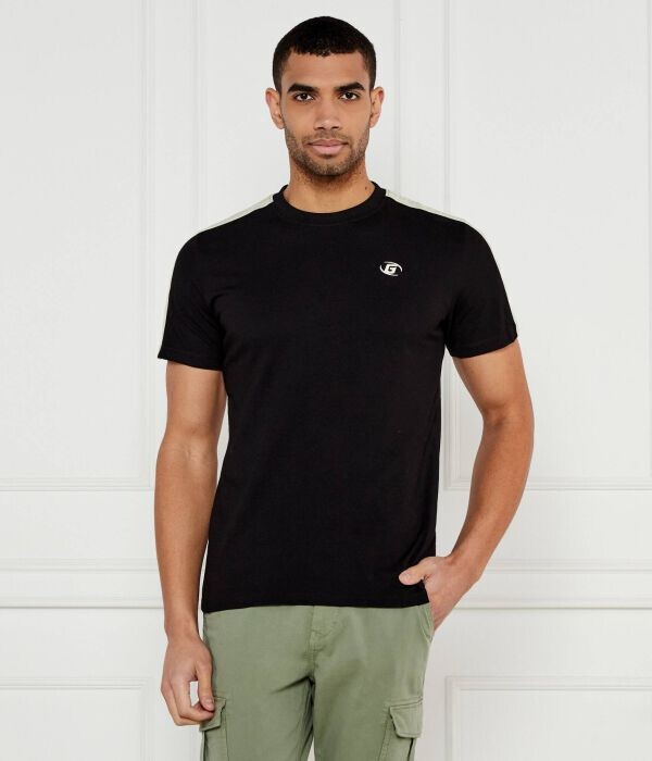 Футболка мужская Guess Active Castore Regular Fit, черный
Футболка мужская Guess Active Castore Regular Fit, черный