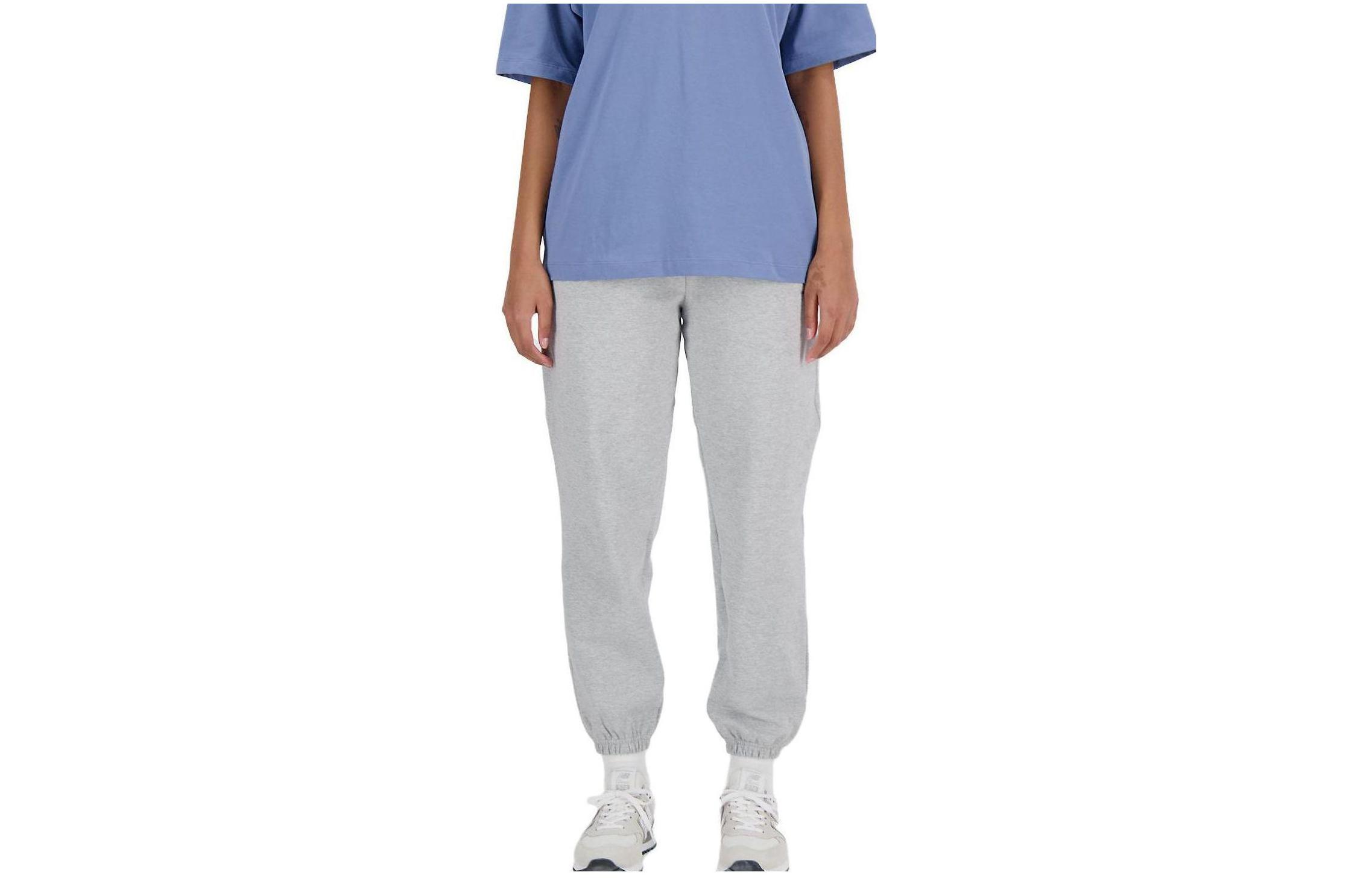 Женские серые повседневные брюки New Balance
Женские серые повседневные брюки New Balance