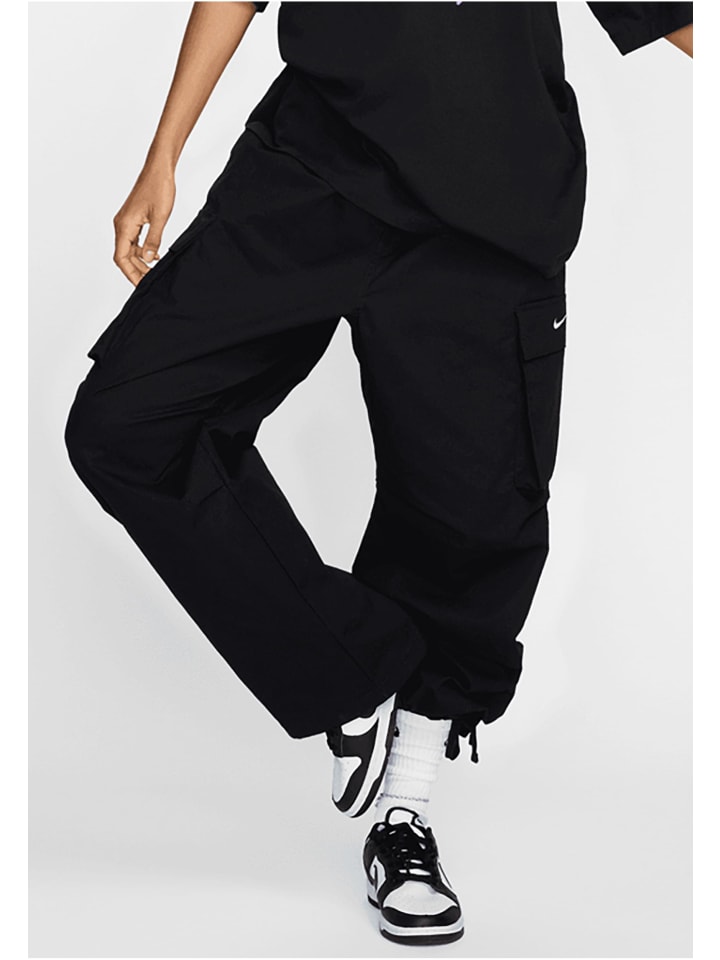 Брюки-Карго Nike
Брюки-Карго Nike